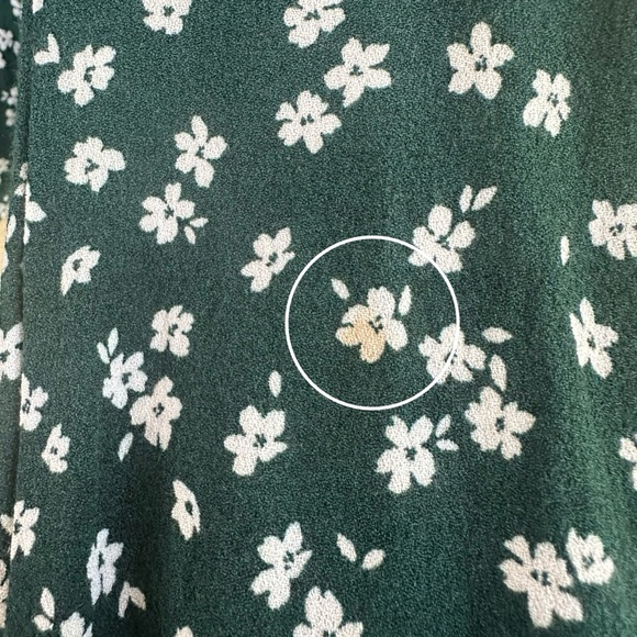 Reformation Green With Cream Flowers “Nell” Top Size Small - Picture 11 of 12
